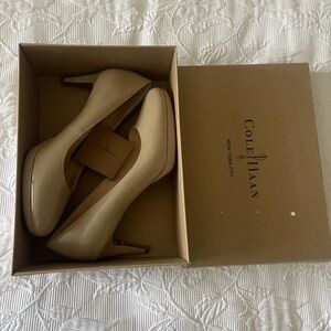 Cole Haan Chelsea low pump maple sugar size 10 B
